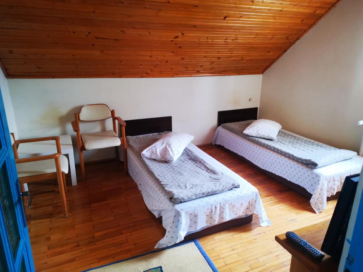 Enjoy Hostel Клуж-Напока Екстер'єр фото