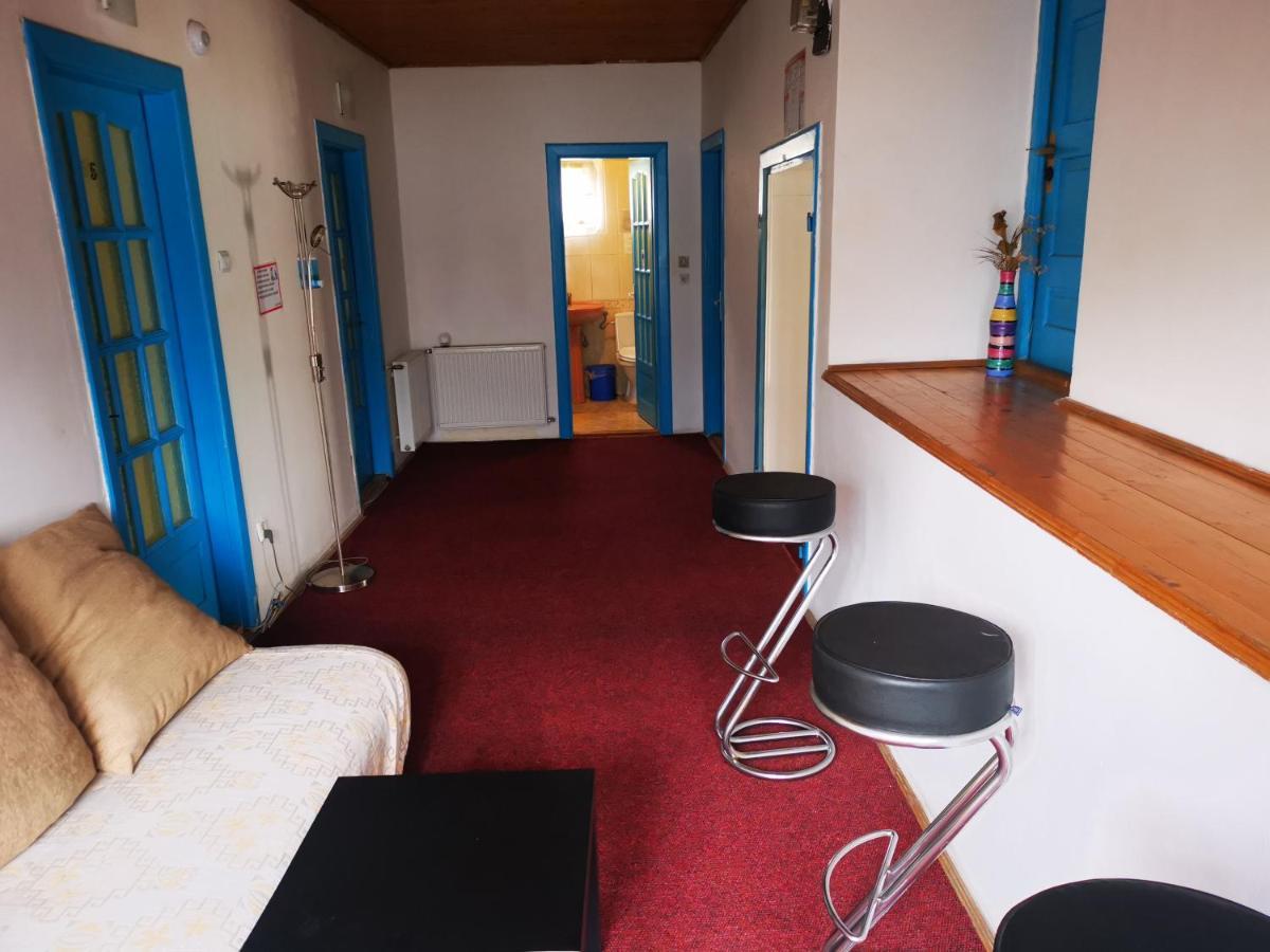 Enjoy Hostel Клуж-Напока Екстер'єр фото